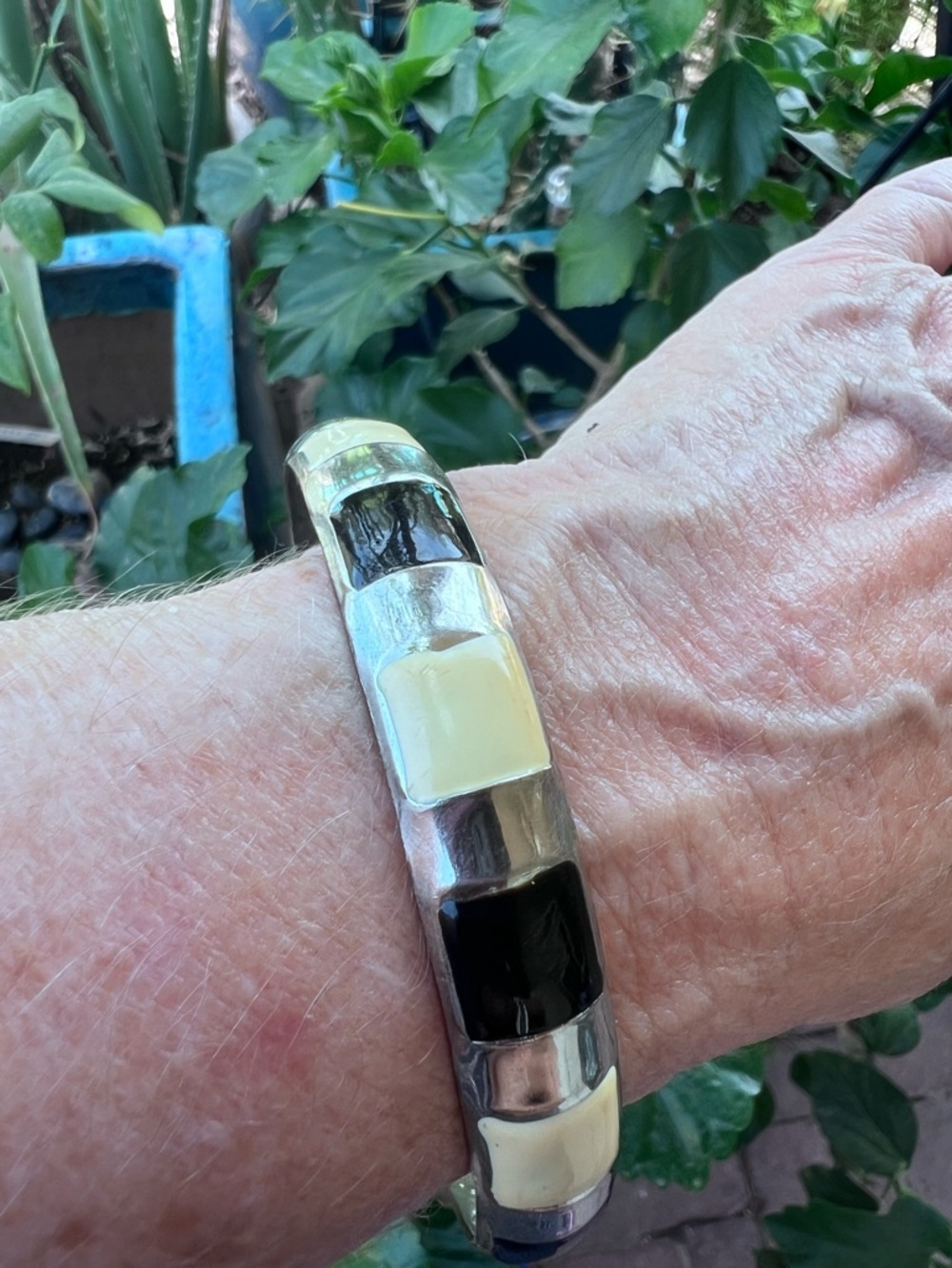 BRACELET MONET Bangle Silver Cream & Black